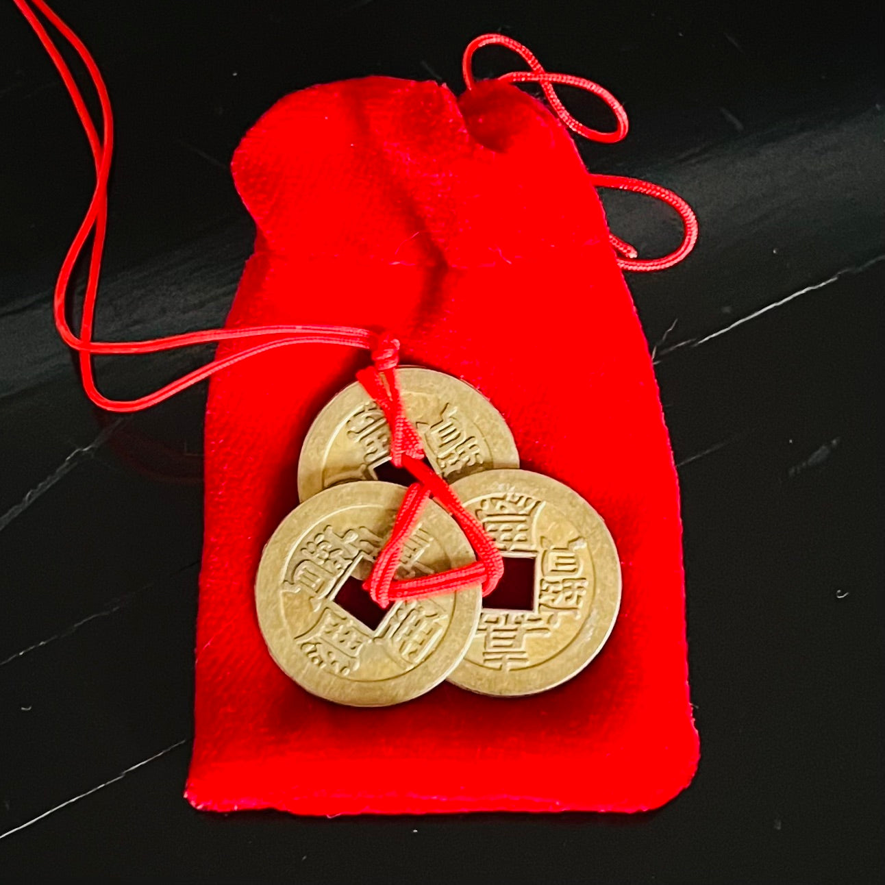 Porte-bonheur Feng Shui traditionnel chinois symbole de richesse et prosperite