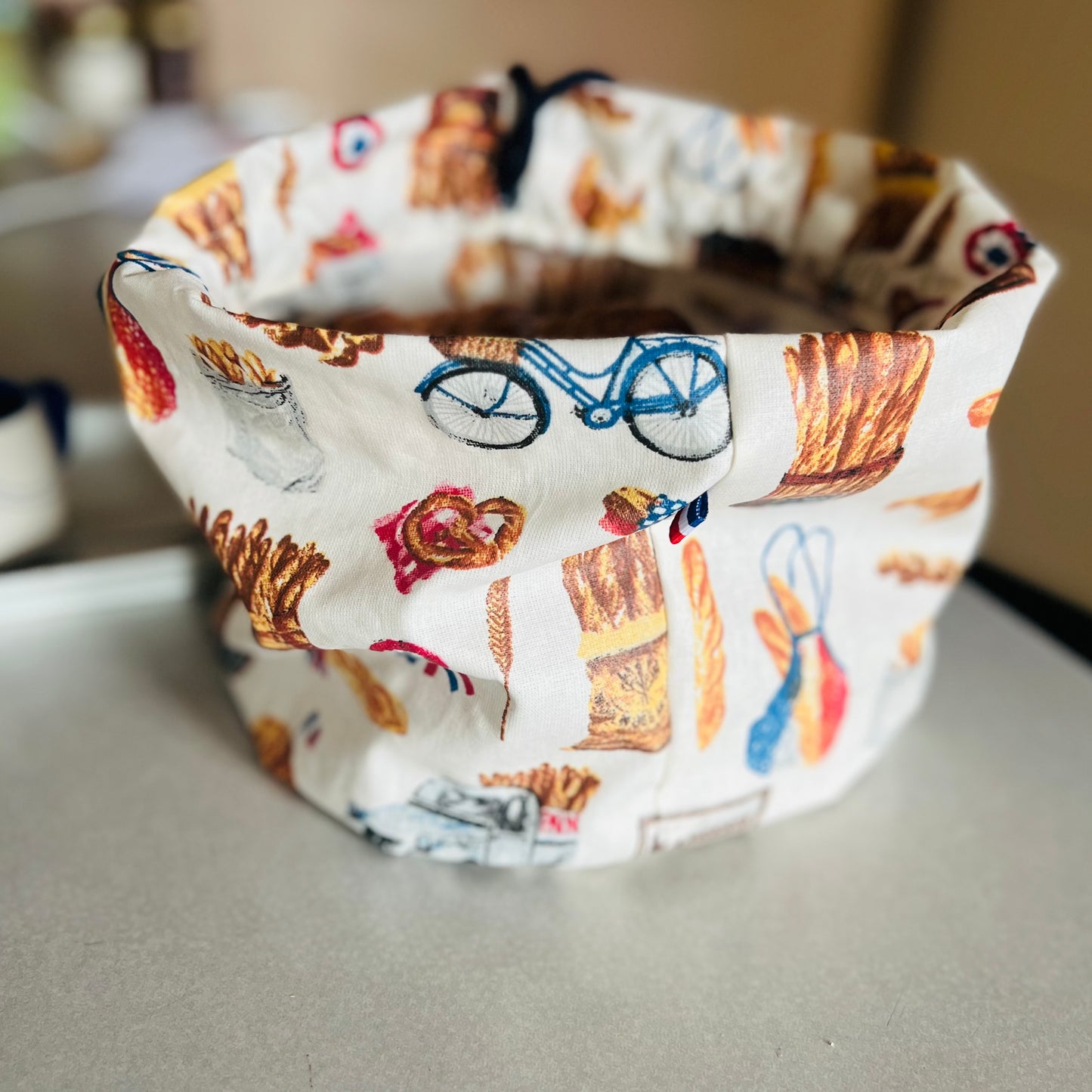 Corbeille à croissant ou pain pour conserver bien au frais au sec, plus longtemps