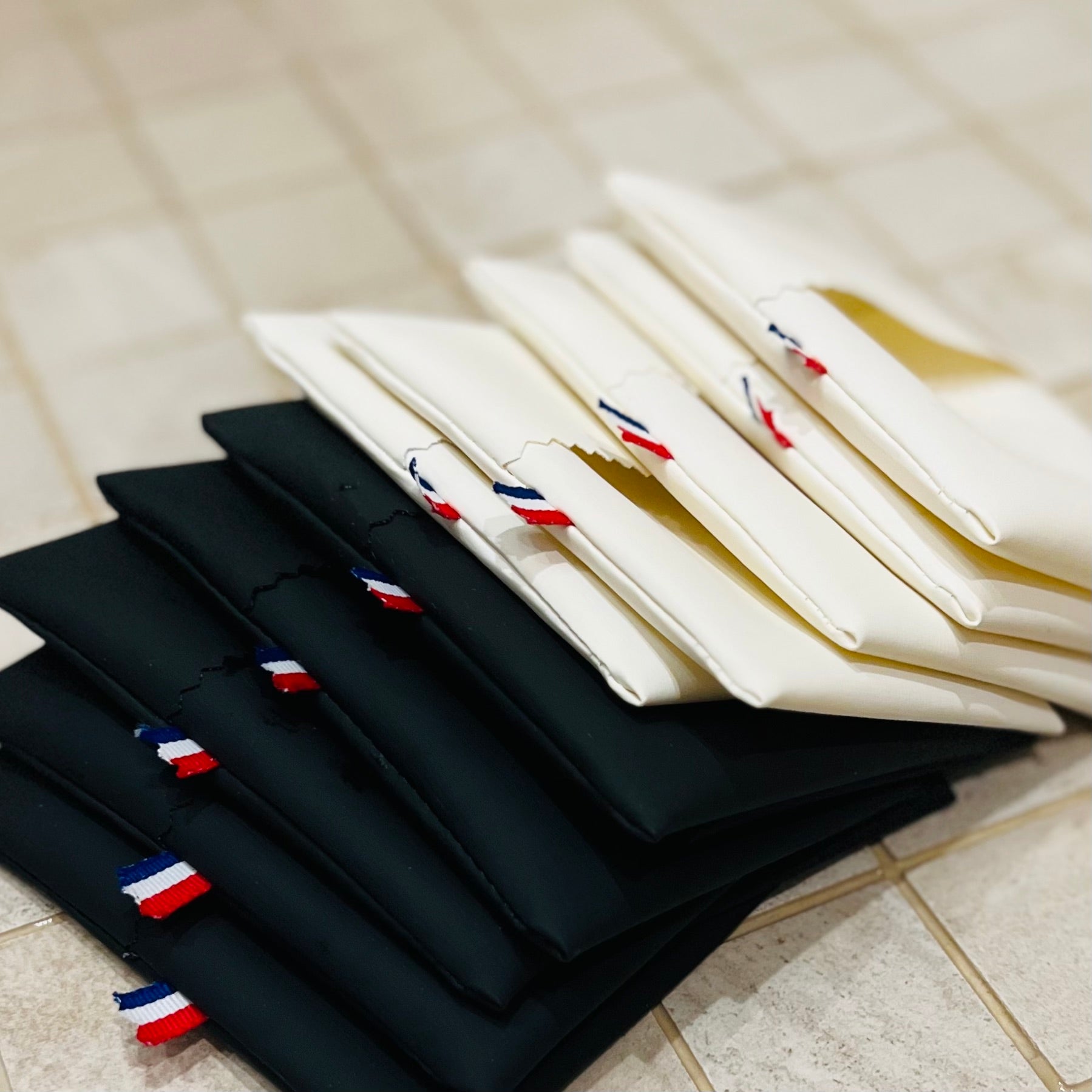 pochettes a savon facile pour le voyage etanche et reutilisable