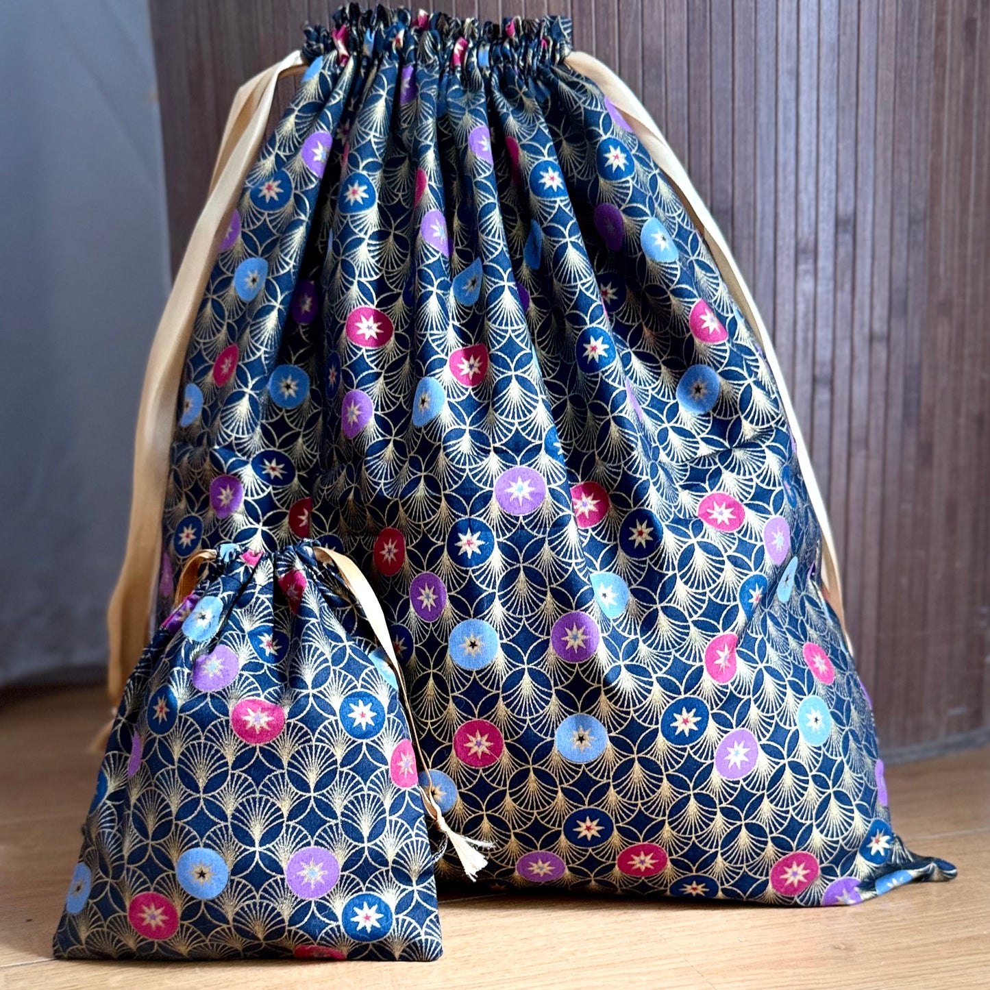 Sac emballage cadeaux en tissus coton imprime Noel, zero dechet, Furoshiki pochons sac reutilisable